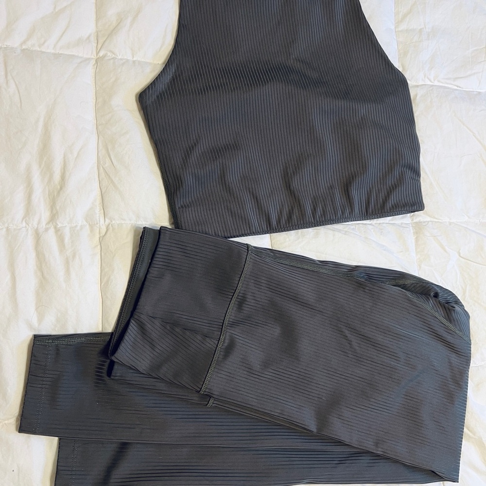 Girlfriend collective Ribbed Active Set - Forest Green Tank & Leggings - Picture 5 of 5